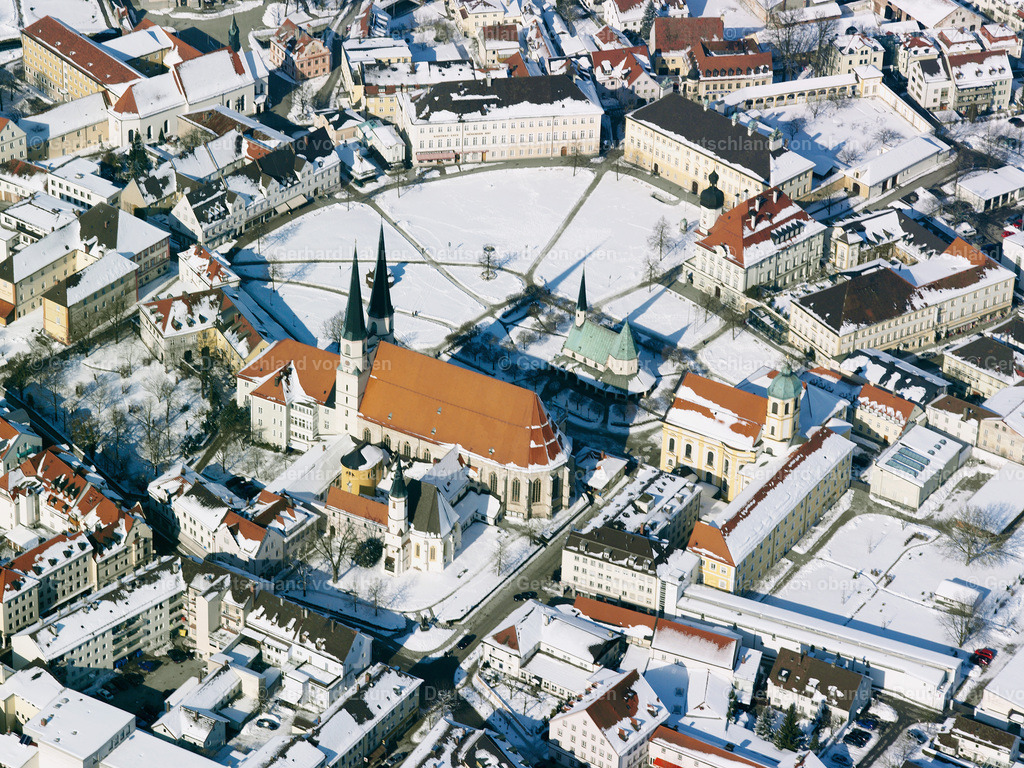 2600026 | Stiftskirche St Phillipus unJakobus, Altötting, Bayern