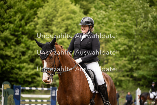 Bad_Meinberg_05569 | saradresslerfotografie - Realisiert mit Pictrs.com
