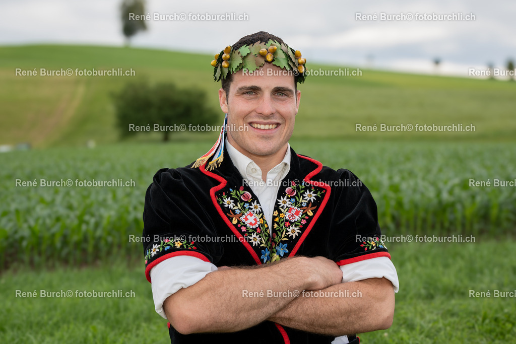 Durrer Nando | René Burch leidenschaftlicher Fotograf aus Kerns in Obwalden.  Hier finden sie Sport, Landschaft und Natur Fotografie.
 - Realisiert mit Pictrs.com
