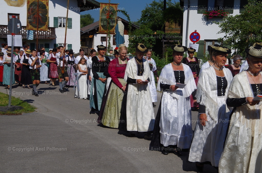 IMGP5420 | fotografiert von Axel PollmannLeonhardi Wallfahrt Benediktbeuern und Murnau, Fronleichnam, Fasching, Landschaft im Loisachtal und Benediktbeuern  - Realisiert mit Pictrs.com