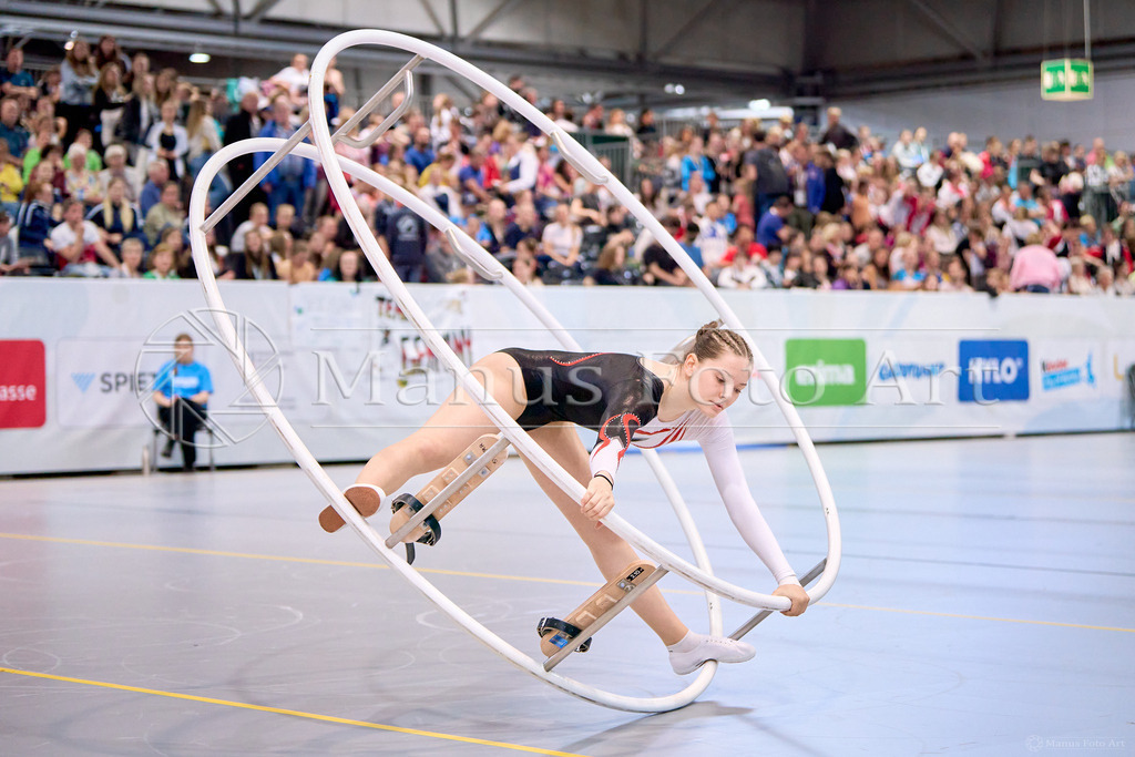 A-DSC01813 | Professionelle Sportfotografie in Hamburg, Schleswig-Holstein und Niedersachsen – spezialisiert auf Rhönrad, Geräteturnen, Leistungsturnen und rhythmische Sportgymnastik. Bundesweite Begleitung von Rhönrad-Events. Jetzt Sport-Fotos - Realisiert mit Pictrs.com