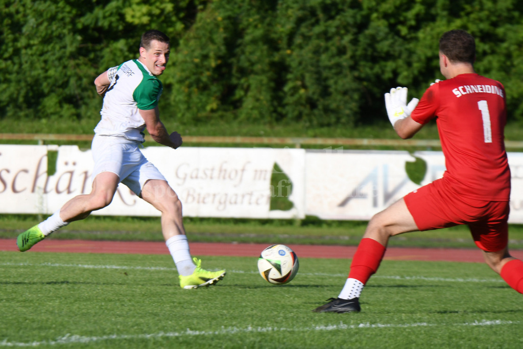 SpVgg GW Deggendorf : TSV Oberschneiding | Testspiel 20.06.2026Roman Artemuk (SpVgg GW Deggendorf #7) - Realisiert mit Pictrs.com