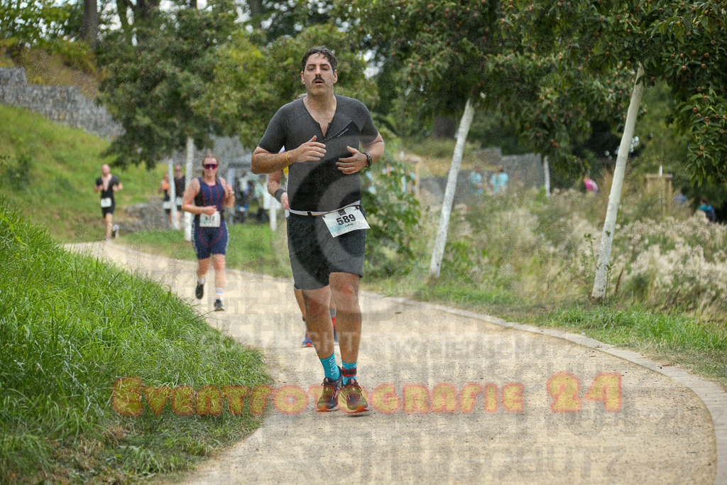 250824_1425_EX1_6124 | Sportfotografie im Rhein-Sieg Kreis, Köln, Bonn, NRW, Rheinland Pfalz, Hessen, etc. Unser Tätigkeitsfeld umfasst den Laufsport vom Volkslauf über den Marathon, Duathlon, Triathon bis zum Ultralauf wie Kölnpfad Ultra oder Schindertrail.