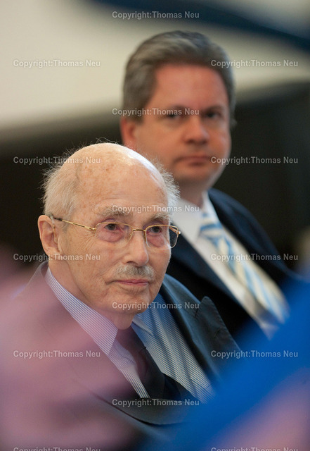 Otto von Habsburg (7) | Der Europapolitiker und Habsburger Thronfolger Otto von Habsburg besuchte Lorsch und das UNESCO-Welterbe Kloster – ein historischer Moment für die Stadt.