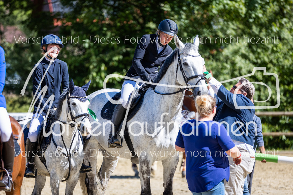 Donop24-A2Spr-192 | MomenTaufnahmen Pferdesportfotos