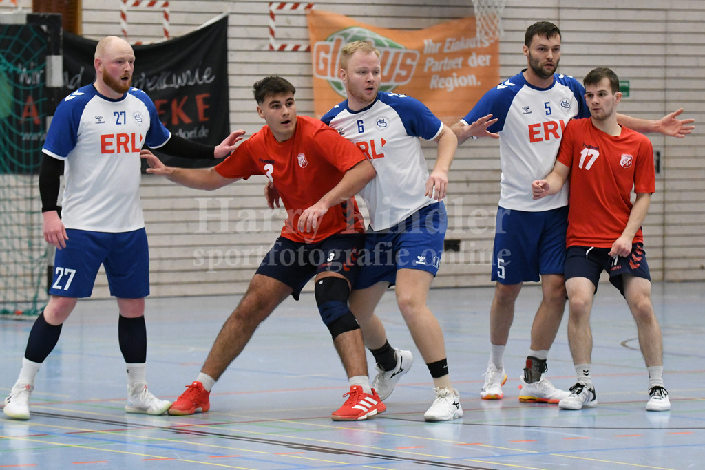 NI5_3827 | Michel Poek (HC Deggendorf #27): Jan Stengl  (HC Deggendorf  #6) und Michael Buchner  (HC Deggendorf  #5) - Realisiert mit Pictrs.com
