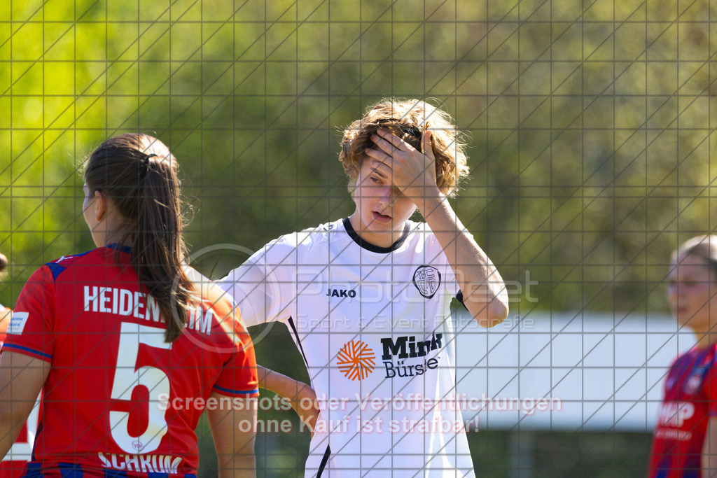 20260906_124503_0309_(c)_by_PhotoPeet | #,1.FC Donzdorf (weiß) vs. 1.FC Heidenheim 1846 (rot), Fußball, Frauen-Verbandspokal Gruppe 2, 2. Runde, Saison 2026/2027, Rasenplatz Lautertal Stadion, Süßener Straße 16, 73072 Donzdorf, 06.09.2026 - 11:00 Uhr,Foto: PhotoPeet / Sport- &amp; Eventfotografie / Peter Harich