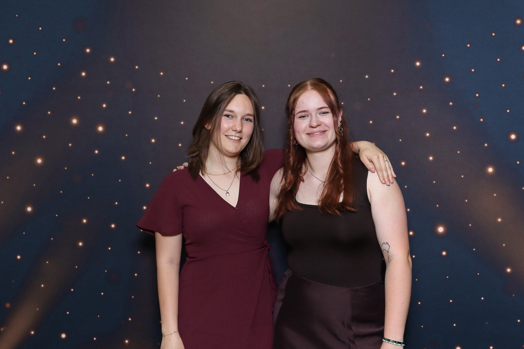 ZD260628112736-130 | Fotoshop von zweidimensional Fotografie. Ihr Fotograf im Aargau. Abzüge von Ihrem Fotobox Event bestellen.Abzüge von Ihrem Hochzeit bestellen.Abzüge von Ihrem Schulfotograf bestellen.