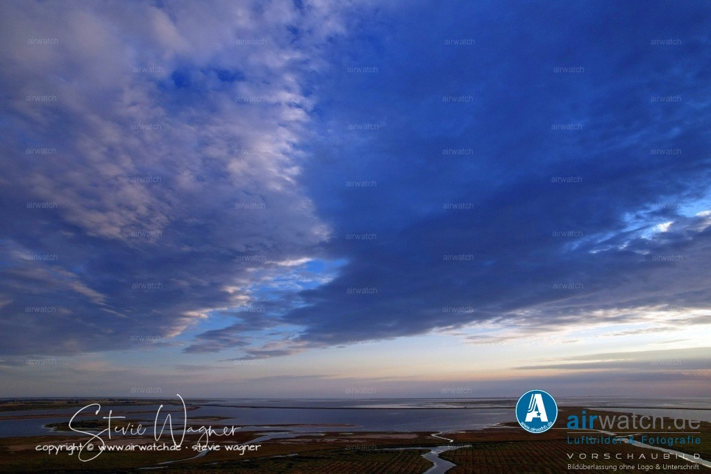 HattstedterKoog  & BeltringharderKoog | Entdecken Sie atemberaubende Luftbilder und Fotografien auf airwatch.de - Tauchen Sie ein in eine Welt voller faszinierender Aufnahmen aus der Vogelperspektive.