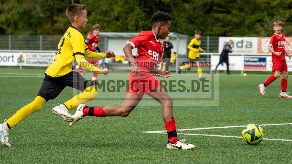 _DSC1804 | www.omgpictures.de, Sportfotograf, Verein, Fotograf, Baden Württemberg, Stuttgart, Heilbronn, omgpictures, Spieltag,  - Realisiert mit Pictrs.com