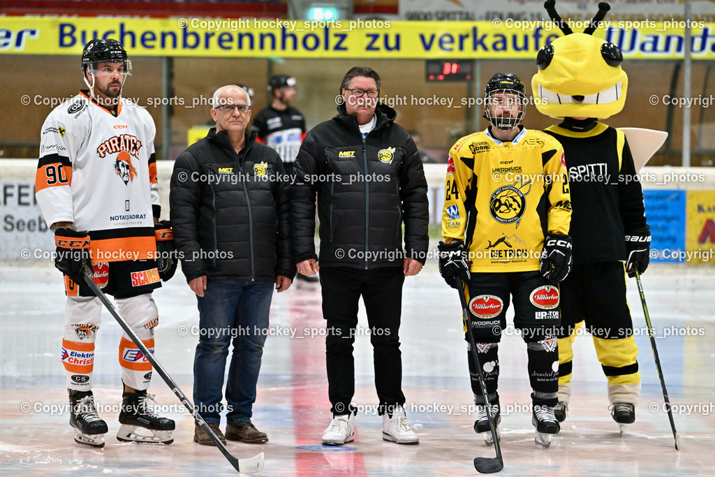 EC Spittal Hornets vs. USC Piraten Velden 7.2.2024 | #90 Edlinger Patrick, Obmann EC Spittal Hornets Ludwig Zauchner, #9 Essmann Kevin, Maskottchen EC Spittal Hornets Spitti