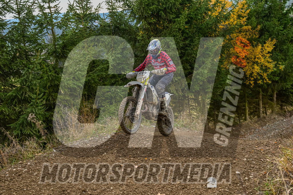 NZ8_6021 | grenznic640