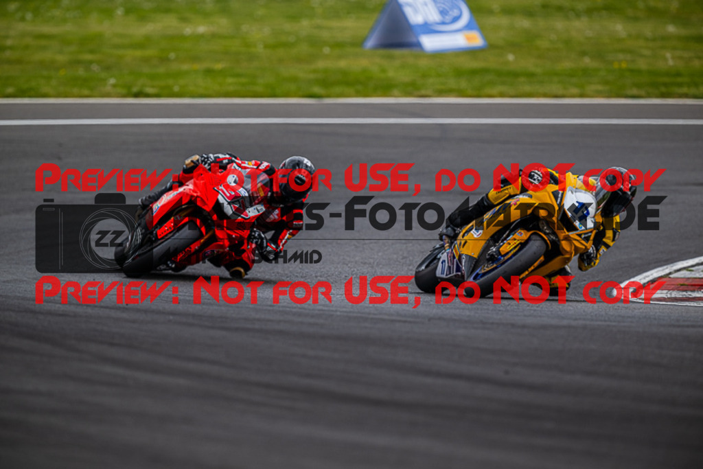 MaZZes_FotoMatrix_220508_93934 | Fotograf Mathias Schmid
Sportfotograf,
Eventfotograf,
Hochzeitsfotograf,
Portraitfotograf