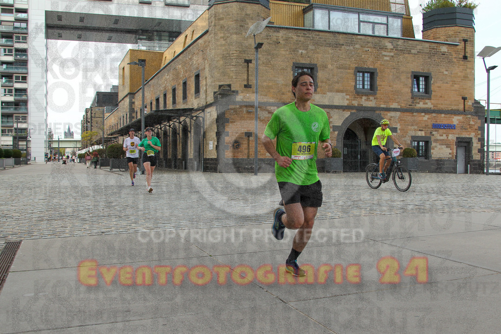 250920_1517_EV4_8364 | Sportfotografie im Rhein-Sieg Kreis, Köln, Bonn, NRW, Rheinland Pfalz, Hessen, etc. Unser Tätigkeitsfeld umfasst den Laufsport vom Volkslauf über den Marathon, Duathlon, Triathon bis zum Ultralauf wie Kölnpfad Ultra oder Schindertrail.