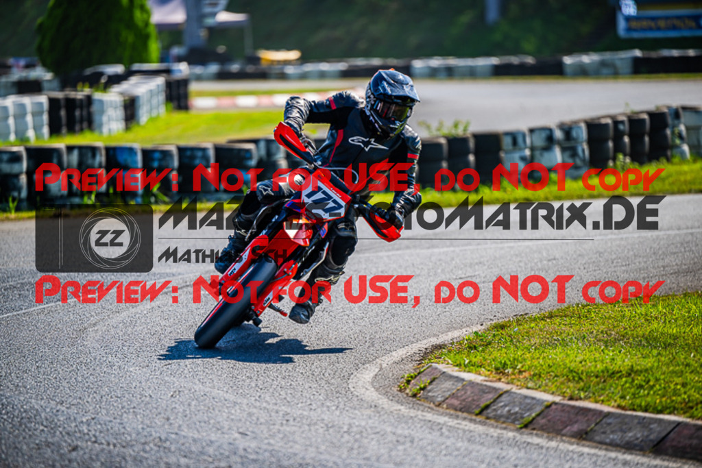 MaZZes_FotoMatrix_230916_5168 | S4