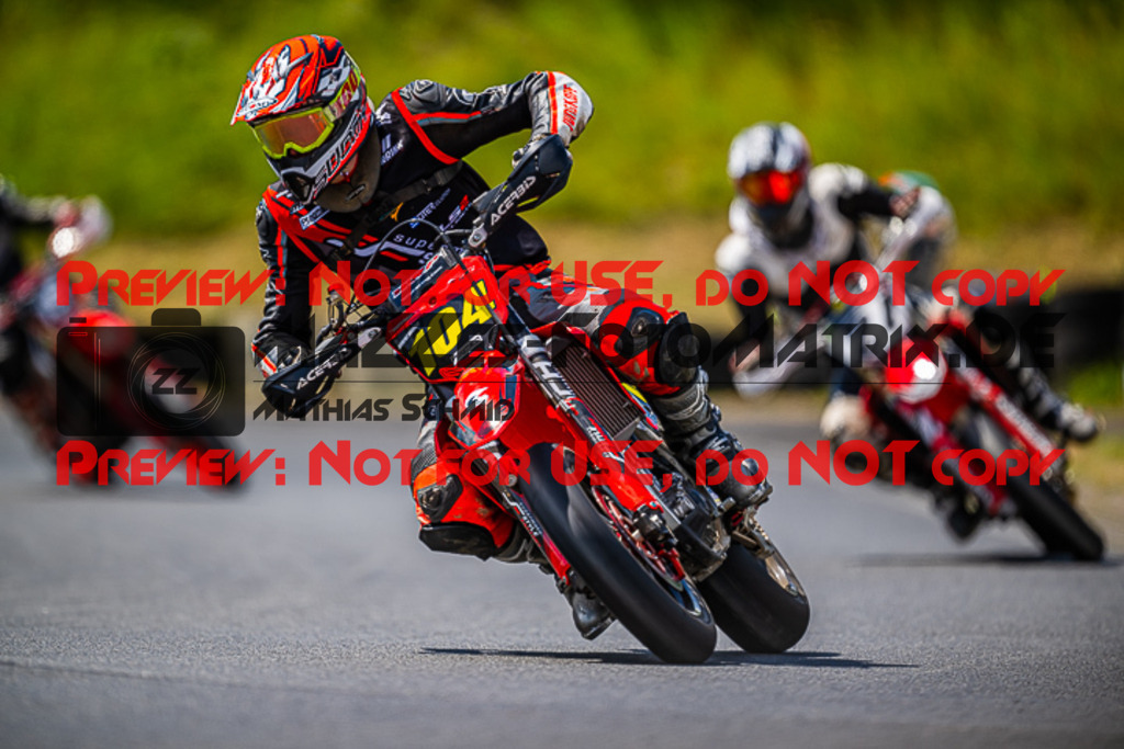 MaZZes_FotoMatrix_220528_9757 | Fotograf Mathias Schmid
Sportfotograf,
Eventfotograf,
Hochzeitsfotograf,
Portraitfotograf