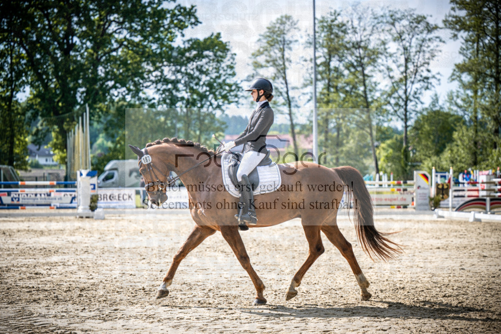 DOS_4615 | Reitturnier Venne - Realisiert mit Pictrs.com