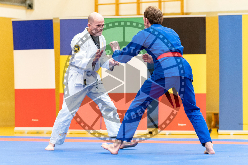 20231118PBB11639 | Fighters compete during the AJP Tour 600 Frankfurt Championship in Frankfurt/Main, Germany, on November 18, 2023.