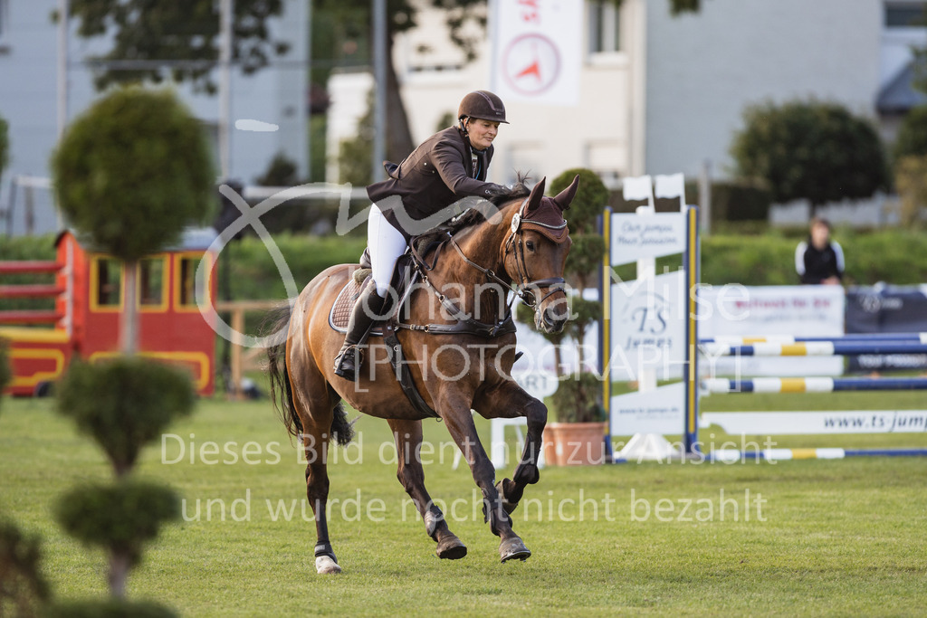 230713_LC_StilA-972 | Deine schönsten Turniermomente als professionelle Fotos! Entdecke hochwertige Pferdesport-Fotografie im Online-Shop. Jetzt Fotos finden & bestellen!