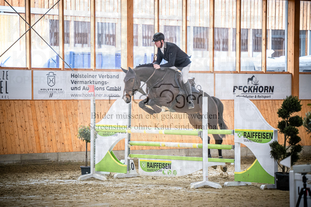 DOS_2549 | Entdecke hochwertige Reitturnierfotos von Foto Oger. Professionell, emotional und authentisch – jetzt Lieblingsmomente im Shop bestellen.Deutschlandweite Turnierfotografie. - Realisiert mit Pictrs.com