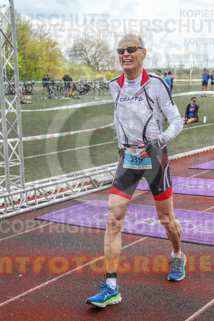 230423_1151_EV3_3186 | Sportfotografie im Rhein-Sieg Kreis, Köln, Bonn, NRW, Rheinland Pfalz, Hessen, etc. Unser Tätigkeitsfeld umfasst den Laufsport vom Volkslauf über den Marathon, Duathlon, Triathon bis zum Ultralauf wie Kölnpfad Ultra oder Schindertrail.