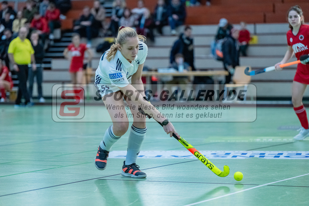 HK_20231217_107744 | 1. Bundesliga Damen Crefelder HC - Düsseldorfer HC  am 17.12.2023 Sporthalle Glockenspitz, Krefeld , Laetitia Graf ( Düsseldorfer HC #55 )
