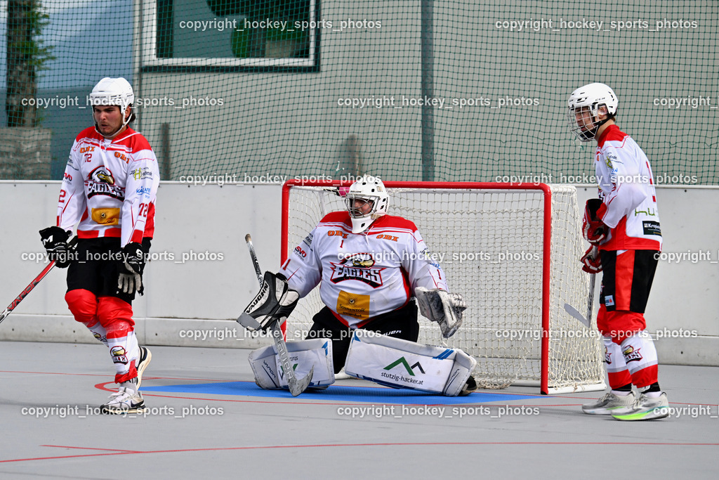 SV ASKÖ Ballhockey Villach vs. Ultras Spittal | #72 Leiner Kevin HSC Zwa, #1 Boschitz Anton HSC Zwa, #8 Diamant Philipp HSC Zwa, SV ASKÖ Ballhockey Villach vs. Ultras Spittal, SV ASKÖ Ballhockey Villach vs. Ultras Spittal am 10.05.2026 in Villach (Alpen Arena ), Austria, (Photo by Bernd Stefan)