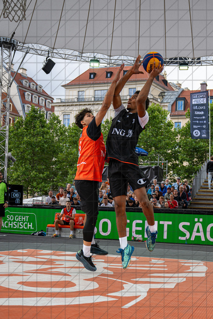 DIE FINALS 2025 | Dt. Meisterschaft 3x3   | //  03.08.25: DIE FINALS 2025 | Dt. Meisterschaft 3x3   / Dresden / Deutschland  //   CREDIT:www.bullenfotos.de, Martin König, Hörner Weg 40, D-49078 Osnabrück, +4917663732967 // Nutzung und Weitergabe nur zu den vereinbarten Zwecken. Presseanfragen an Ersteller. Alle Rechte beim Ersteller. Honorierung nach MFM. - Realisiert mit Pictrs.com
