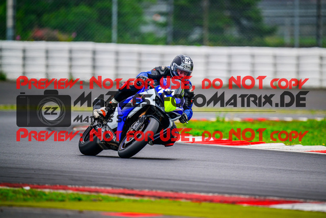 MaZZes_FotoMatrix_240804_6007705_8520 | Fotograf Mathias Schmid
Sportfotograf,
Eventfotograf,
Hochzeitsfotograf,
Portraitfotograf