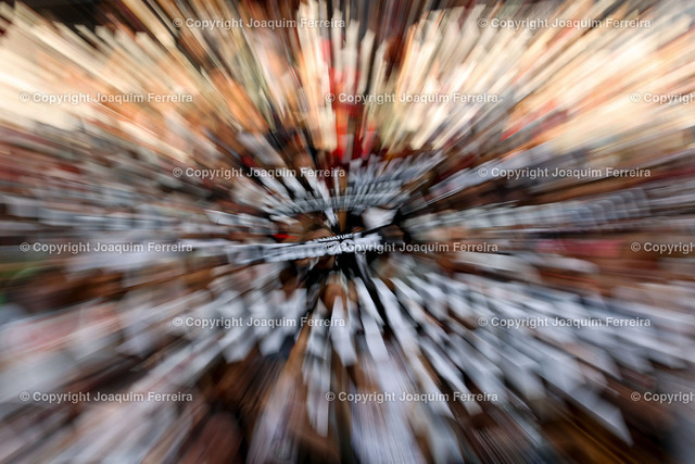 sgevsrblei_2158 | 03.09.2022 xjfx  Fussball 1.Bundesliga Eintracht Frankfurt - RB Leibzig emspor,  v.l.,  Eintracht Frankfurt Fans,Stimmung, Schals, Trikots, Emotionen




(DFL/DFB REGULATIONS PROHIBIT ANY USE OF PHOTOGRAPHS as IMAGE SEQUENCES and/or QUASI-VIDEO) - Realisiert mit Pictrs.com