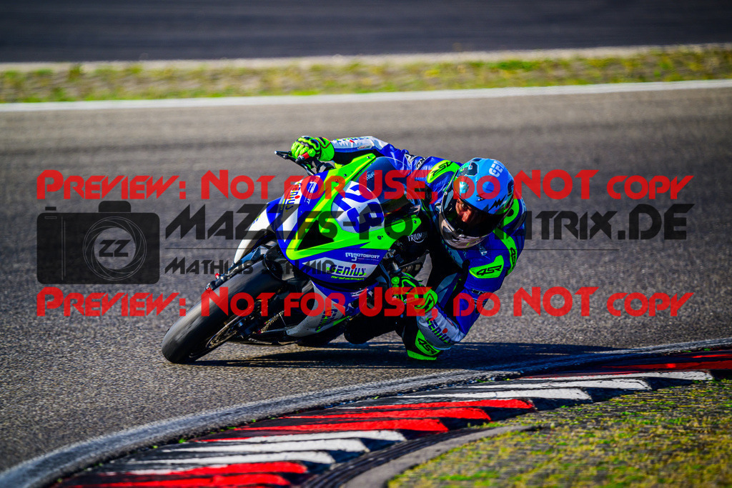 MaZZes_FotoMatrix_240901_6007705_9076 | SSP600