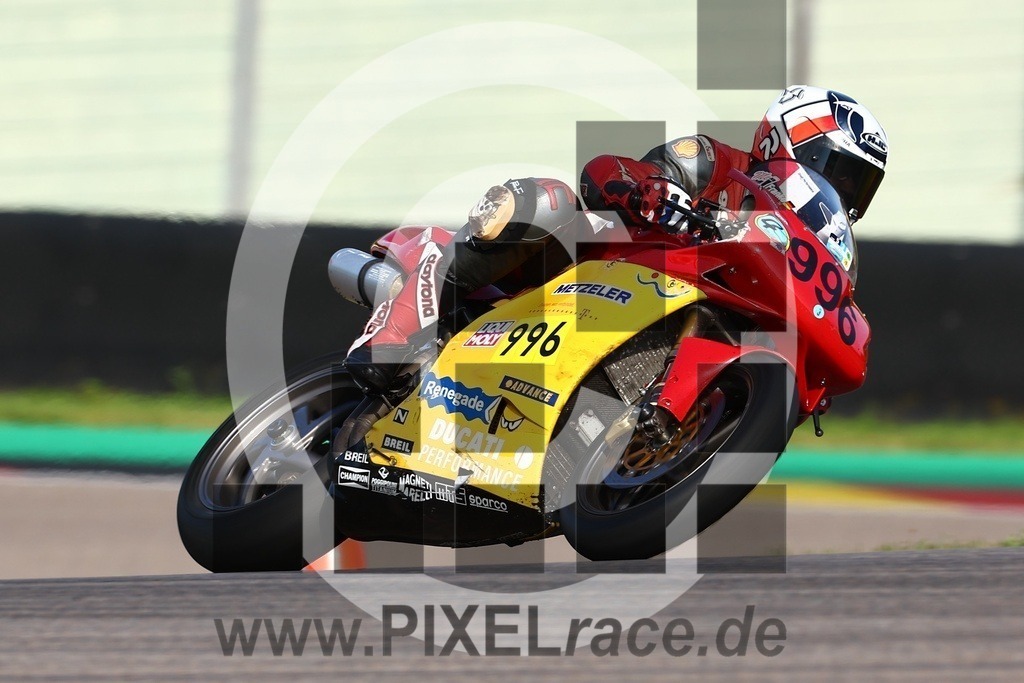 0996-20240820_03458 | Schöne Erinnerungen an spannende Momente - das festzuhalten ist unser Job. PIXELrace.de ist seit 2003 auf den Rennstrecken Europas unterwegs um die Action draußen beim Fahren und die wunderbare Stimmung imm Fahrerlager für euch einzufangen.