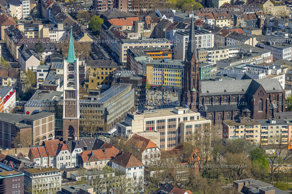 Gelsenkirchen220402700 | Luftbild, Heinrich-König-Platz mit evang. Emmaus Altstadtkirche und Propsteikirche St. Augustinus, Altstadt, Gelsenkirchen, Ruhrgebiet, Nordrhein-Westfalen, Deutschland