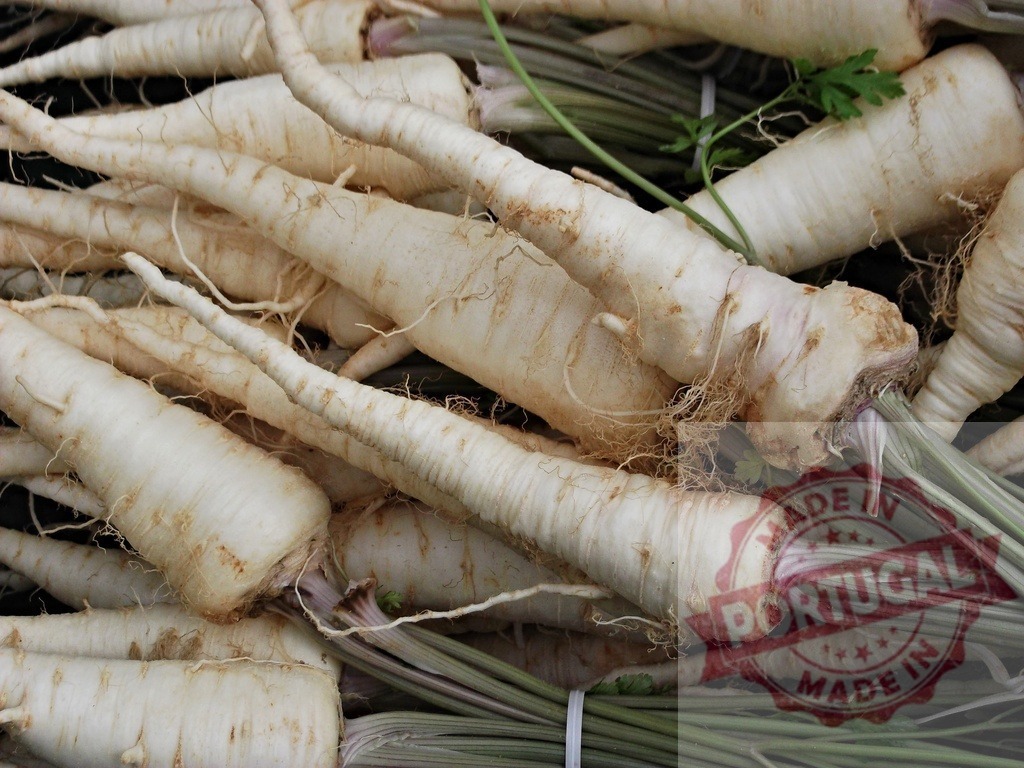 Fresh organic parsley root vegetables at market | Parsley roots arranged in bunches showcasing their freshness and natural form - Realized with Pictrs.com