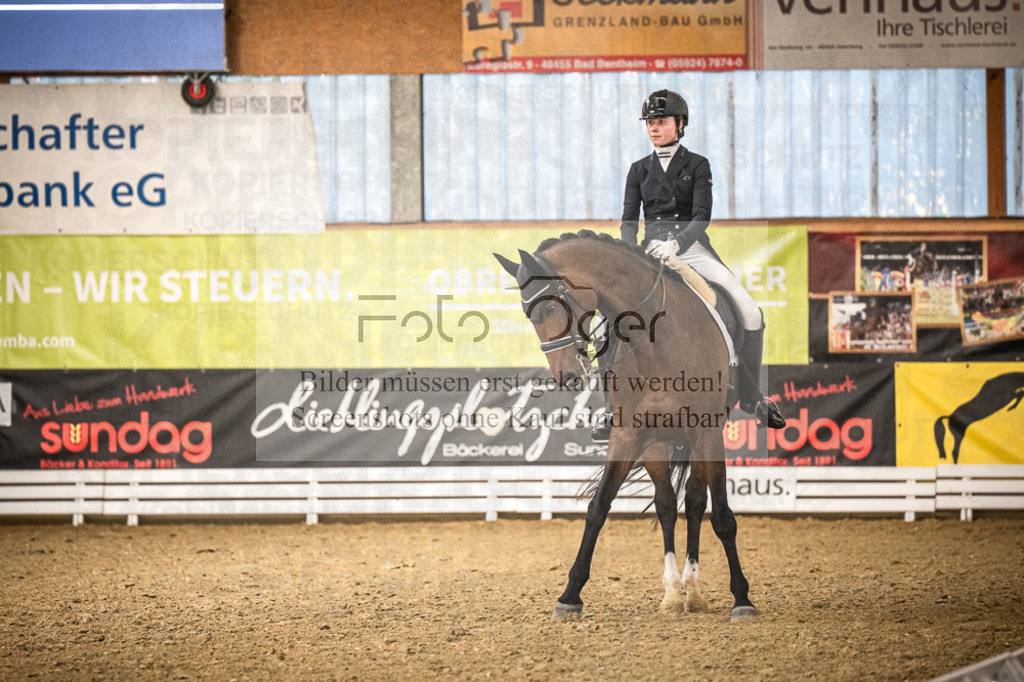 DOS_4547 | Entdecke hochwertige Reitturnierfotos von Foto Oger. Professionell, emotional und authentisch – jetzt Lieblingsmomente im Shop bestellen.Deutschlandweite Turnierfotografie. - Realisiert mit Pictrs.com