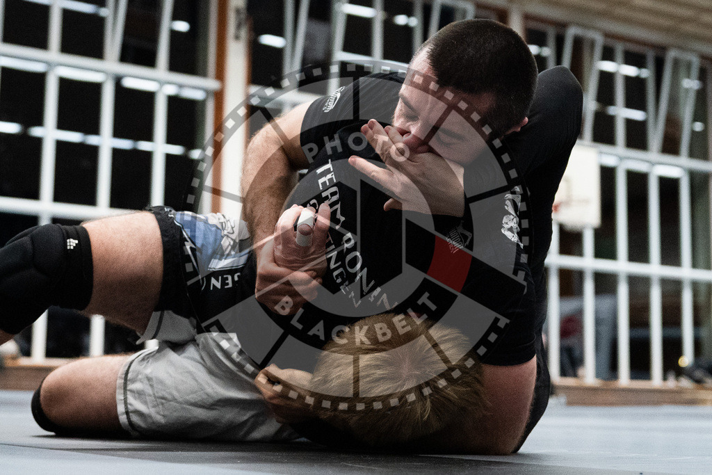 20251129PBB9154 | Fighters compete during the luta livre competition ILLCS XI winter edition on November 29, 2025 in Hannover, Germany.