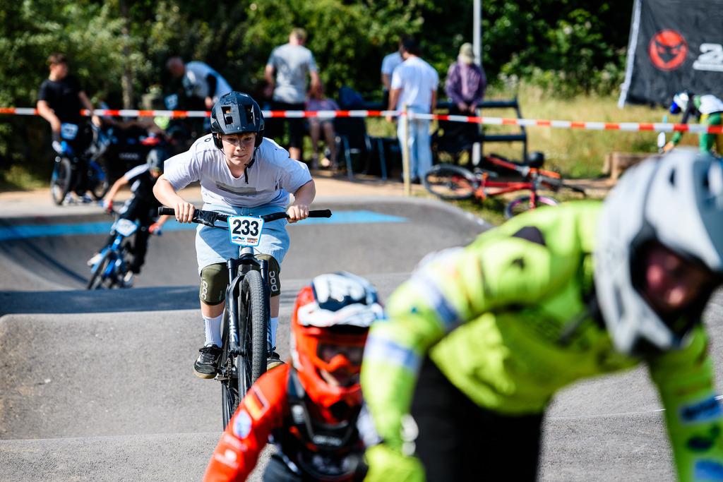 2025.05.31_869_4031-Eugen | German Pumptrack Series - Realisiert mit Pictrs.com