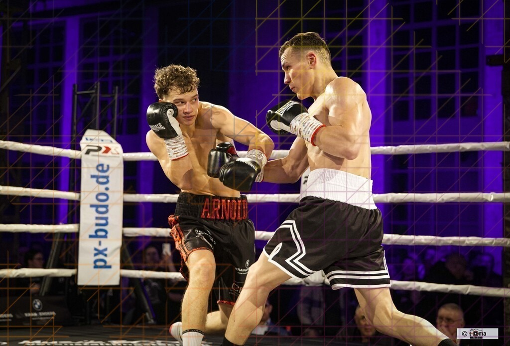 Domenik Arnold erster WM KAmpf 02 2026 tomafocus TB00119 | professionelle Sport- und Eventfotografie von Tomafocus – dynamische Bilder, emotionale Momente und hochwertige Aufnahmen für jeden Anlass. - Realisiert mit Pictrs.com