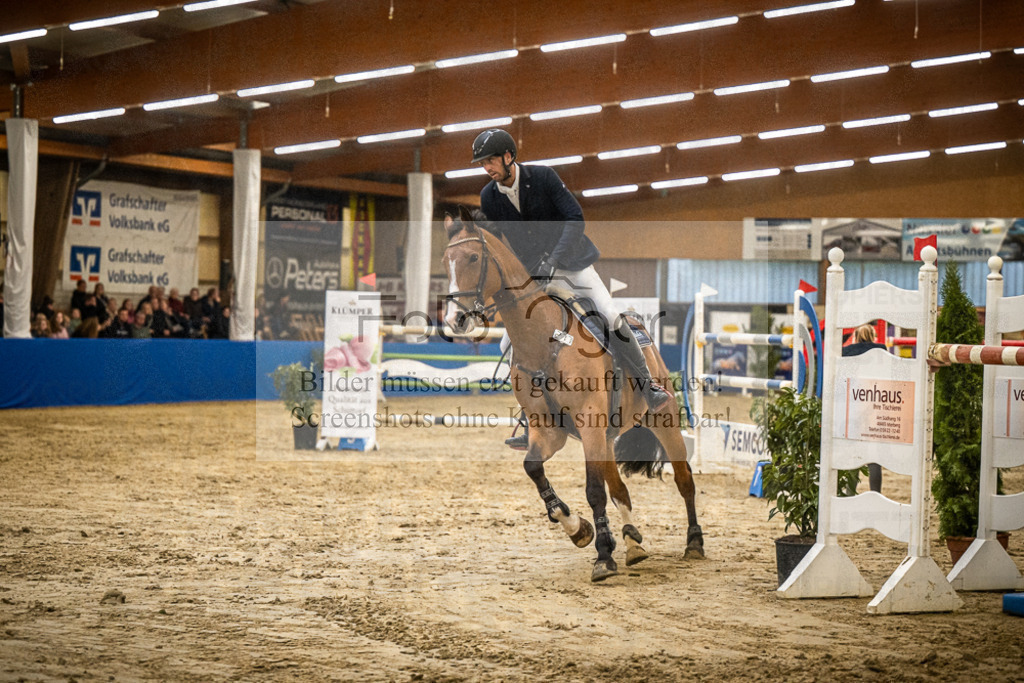DOS_0588 | Entdecke hochwertige Reitturnierfotos von Foto Oger. Professionell, emotional und authentisch – jetzt Lieblingsmomente im Shop bestellen.Deutschlandweite Turnierfotografie. - Realisiert mit Pictrs.com