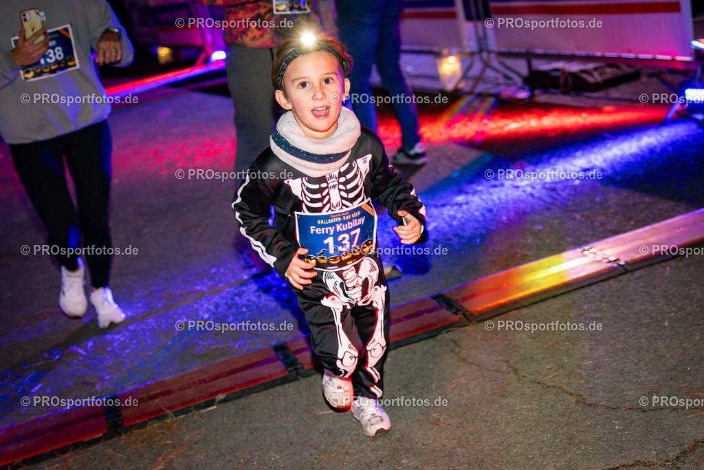 Halloween Run 2025 in Koeln, 31.10.2025 | Impressionen vom Halloween Run 2025 am 31.10.2025 in Koeln (Forstbotanischer Garten Rodenkirchen). Foto: Axel Kohring/Beautiful Sports