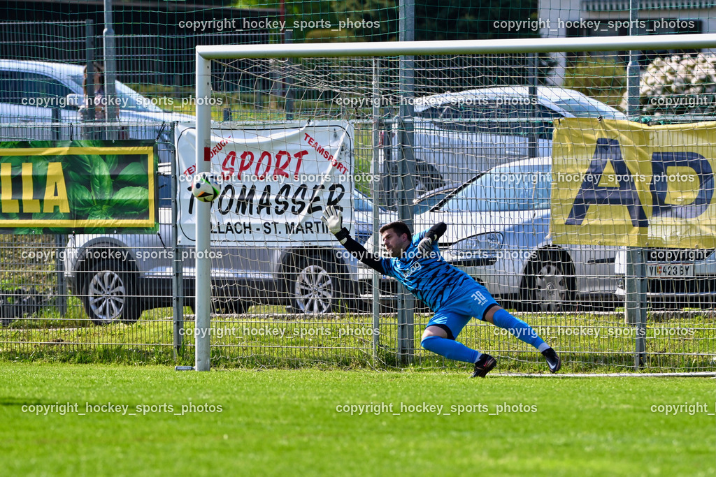 SC Landskron vs. FC Faakersee | Elfmeter, Tor SC Landskron, #38 Michael Lessiak FC Faakersee, SC Landskron vs. FC Faakersee, SC Landskron vs. FC Faakersee am 27.04.2025 in Villach (Sportanlage Landskron), Austria, (Photo by Bernd Stefan)