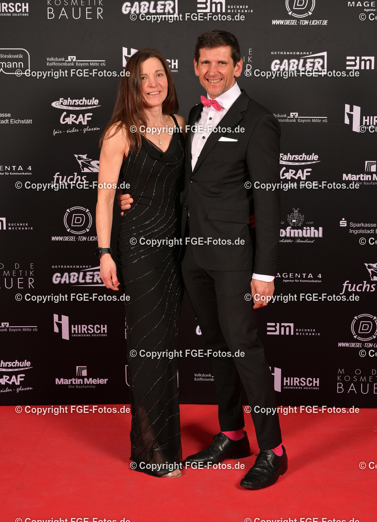 20240113-fge-fotos-0091 | Eröffnungsball der FGE am 13.01.2024 im Alten Stadttheater in Eichstätt. - Realisiert mit Pictrs.com