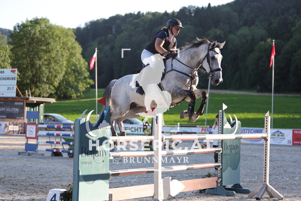 0P6A8181 | Willkommen bei Brunnmayr - Design & Fotografie – Ihrem Spezialisten für Reitturniere und Pferdeveranstaltungen in Oberösterreich, Salzburg und Bayern! Seit über 17 Jahren sind wir leidenschaftlich dabei.