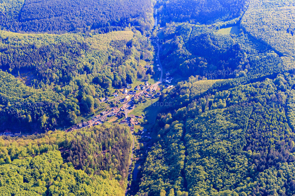 Luftbild: Ortsteil Althorn aus Süden in Goetzenbruck im Bundesland Moselle in Frankreich. Foto: IMG_146048.jpg vom 01.05.2025 durch Werner Riehm/FLY-FOTO.de
