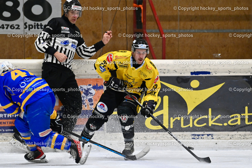 EC MET PHOTOVOLTAIK HORNETS SPITTAL vs. EHC Althofen  | #22 Thaler Tim EC Hornets Spittal, UNTERKÖFLER Norbert Referee, EC MET PHOTOVOLTAIK HORNETS SPITTAL vs. EHC Althofen , EC MET PHOTOVOLTAIK HORNETS SPITTAL vs. EHC Althofen  am 25.01.2025 in Villach (Stadthalle Villach), Austria, (Photo by Bernd Stefan)