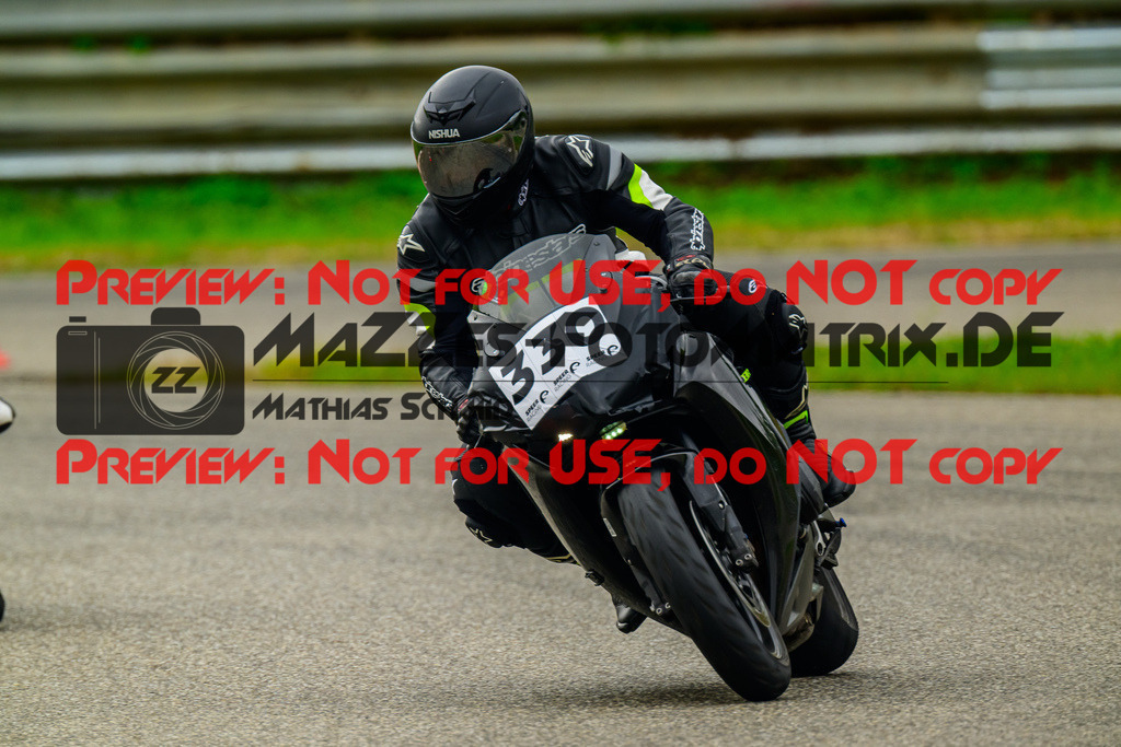 MaZZes_Fotomatrix_20241003_6007705_0621 | GRUEN