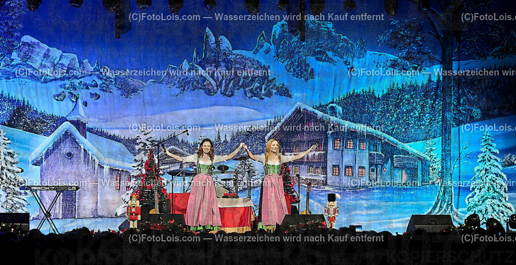 ALP0678_STAR-WEIHNACHT_NV-Forum_Sigrid-Marina | (C)FotoLois.com, Alois Spandl, Volkstümliche STAR-WEIHNACHT MIT Sigrid &amp; Marina, NOCKIS, Andy Borg und Die Edlseer im NV-Forum Wieselburg, So 18. Dez. Dezember 2022.