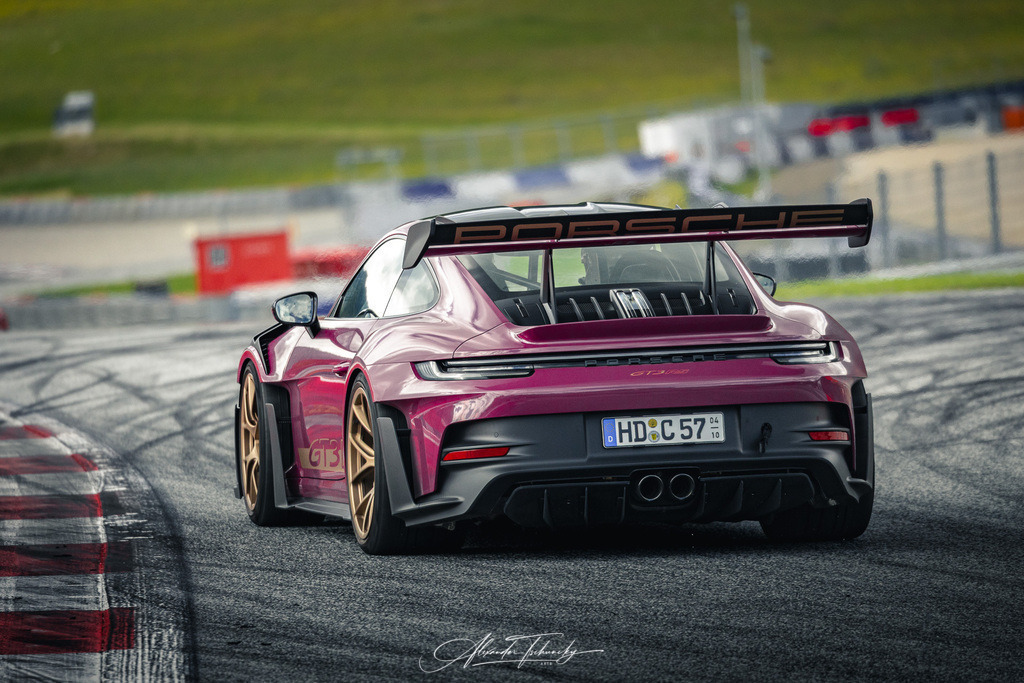 R6PZ2493 _Alexander Tschuncky | Entdecken Sie die faszinierende Welt von Alexander Tschuncky Arts: Kreative Fotografie, atemberaubende Automobilkunst und hochwertiger Bilderdruck. Lassen Sie sich inspirieren! - Realisiert mit Pictrs.com