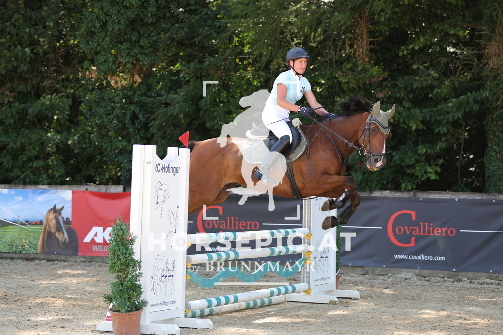 0P6A6635 | Willkommen bei Brunnmayr - Design & Fotografie – Ihrem Spezialisten für Reitturniere und Pferdeveranstaltungen in Oberösterreich, Salzburg und Bayern! Seit über 17 Jahren sind wir leidenschaftlich dabei.
