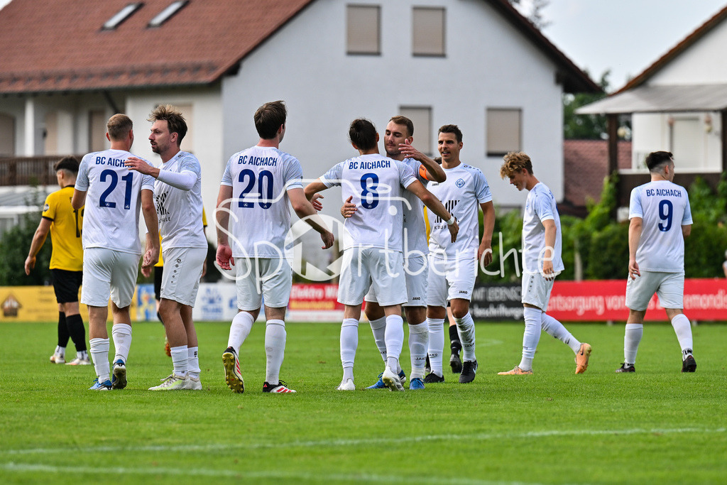 BC Aichach - SF Bachern | Jubel nach 2-0 Aichach 8